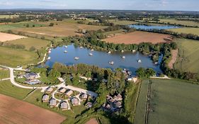 Village Flottant de Pressac